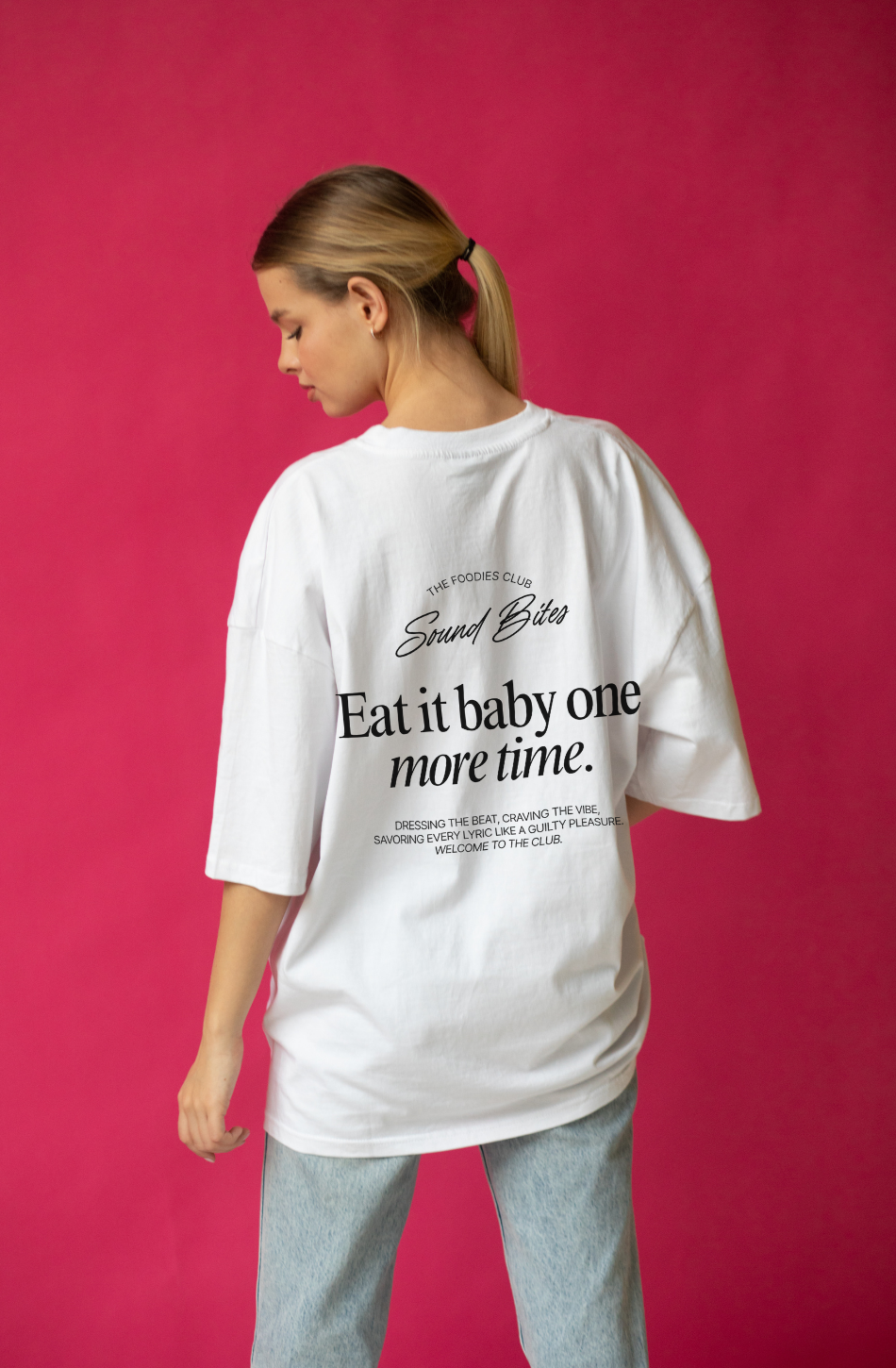 Eat it baby one more time | T-shirt Light - Foodies Gifts – by The Foodies Club 